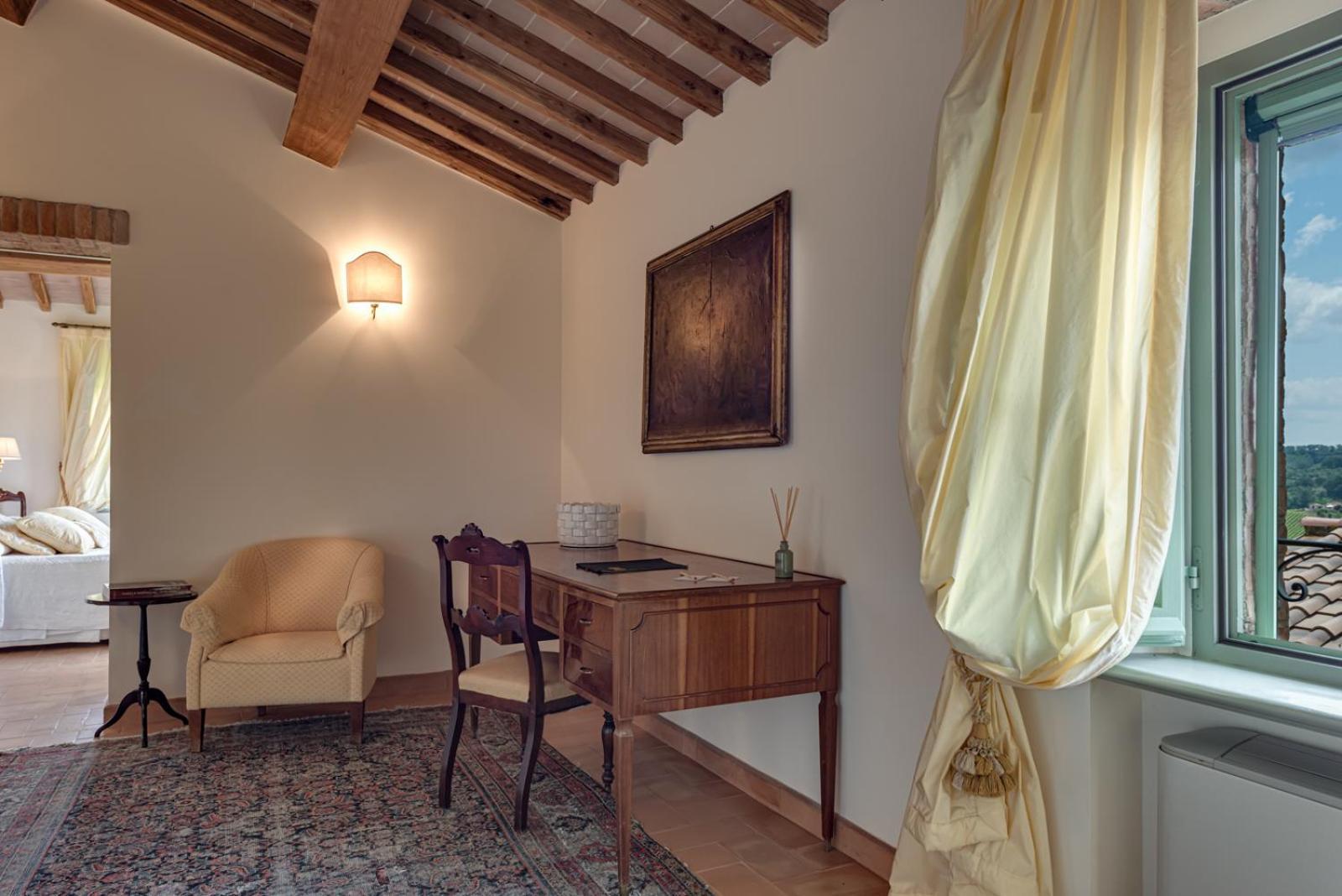 Villa Il Castagno Wine & Resort Сиена Экстерьер фото