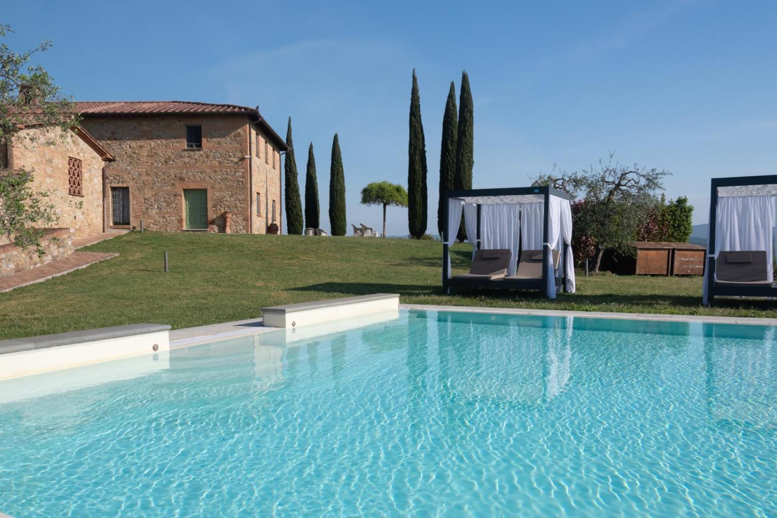 Villa Il Castagno Wine & Resort Сиена Экстерьер фото