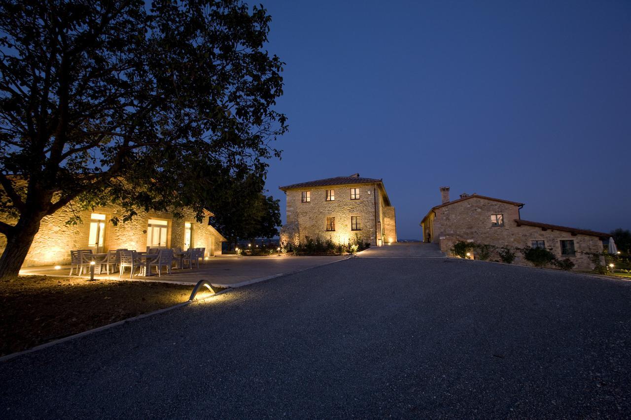 Villa Il Castagno Wine & Resort Сиена Экстерьер фото
